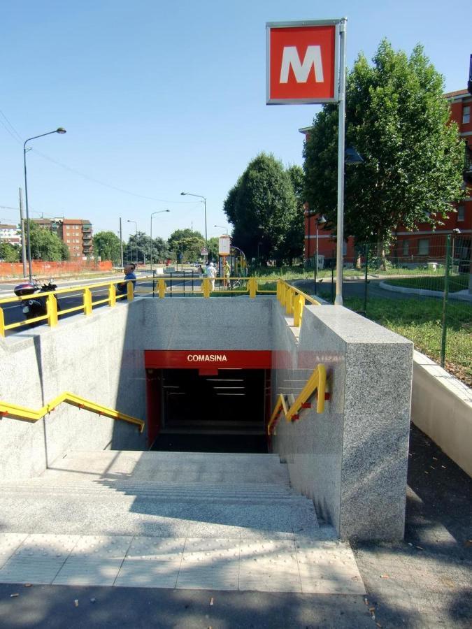Casti - Appartamento Mm3 Comasina Milano Exterior foto