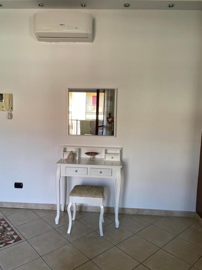 Casti - Appartamento Mm3 Comasina Milano Exterior foto